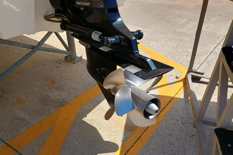 Slide: The Image of Outboard motor of 2022 Sea Ray SPX 230 boat with MerCruiser propeller. - 8