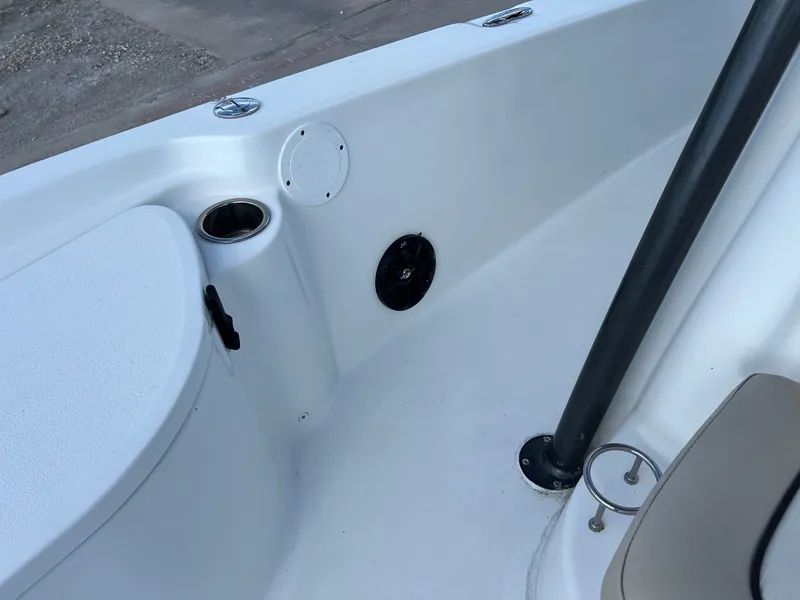 Slide: The Image of Sea Fox 240 Viper 2018 - 25