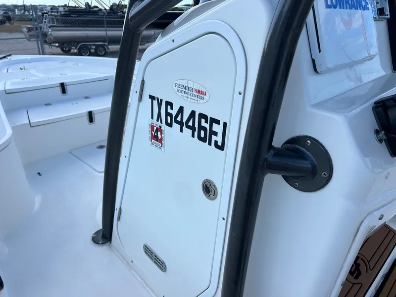 Slide: The Image of Sea Fox 240 Viper 2018 - 27