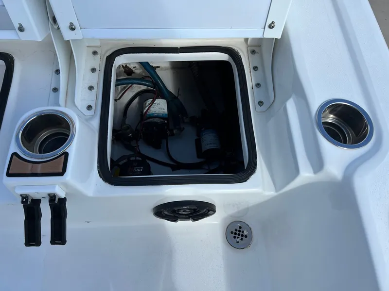 Slide: The Image of Sea Fox 240 Viper 2018 - 38