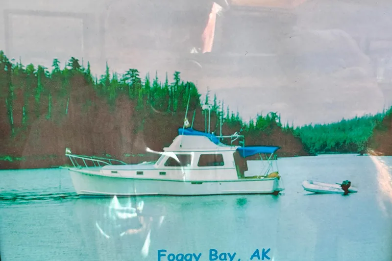 Slide: The Image of Hour meter on 1982 Jarvis Newman Flybridge Cruiser, displaying 1686.5 hours. - 26