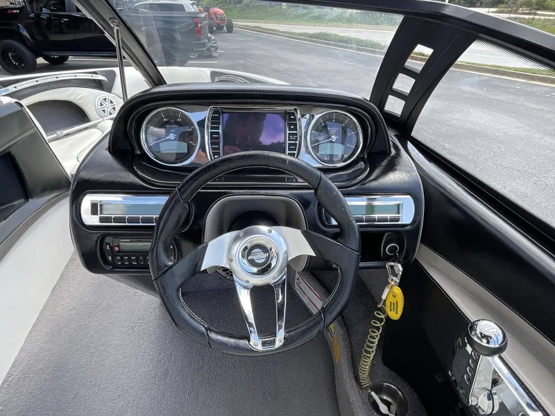 Slide: The Image of Malibu 21 LSV WAKESETTER 2009 - 14