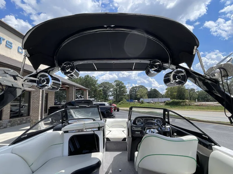 Slide: The Image of Malibu 21 LSV WAKESETTER 2009 - 15