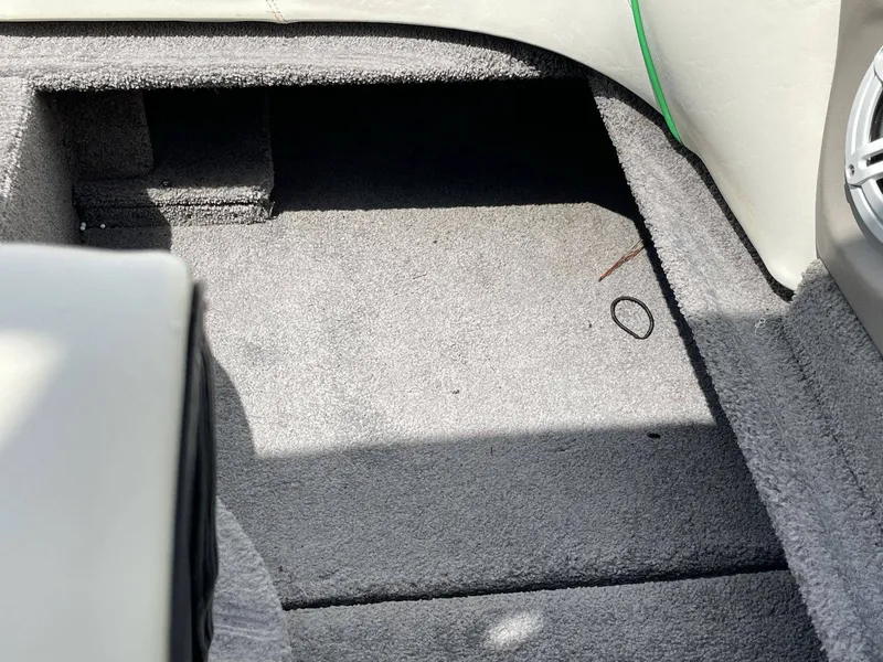 Slide: The Image of Malibu 21 LSV WAKESETTER 2009 - 16