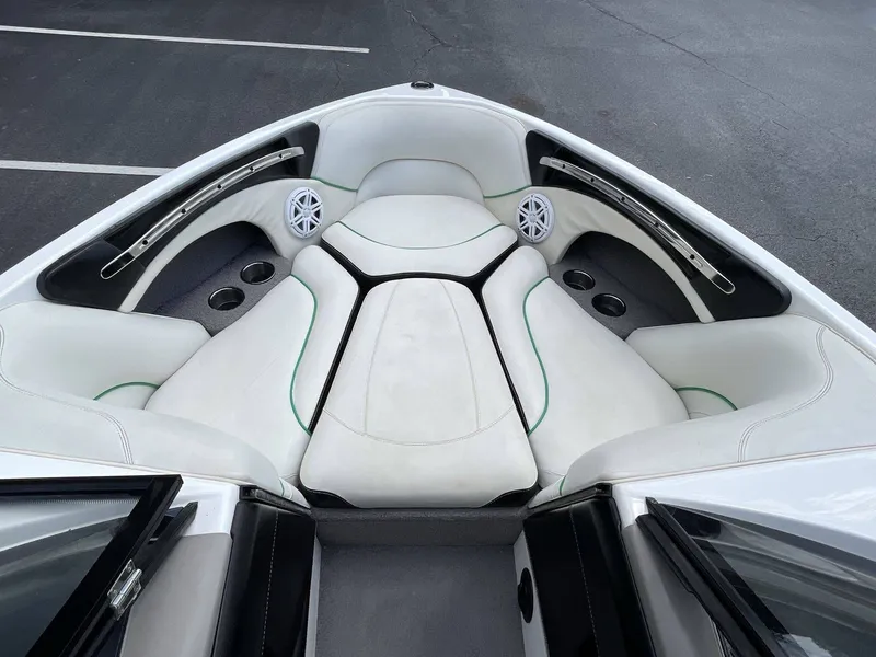 Slide: The Image of Malibu 21 LSV WAKESETTER 2009 - 22