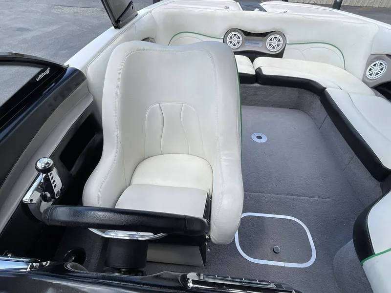 Slide: The Image of Malibu 21 LSV WAKESETTER 2009 - 27