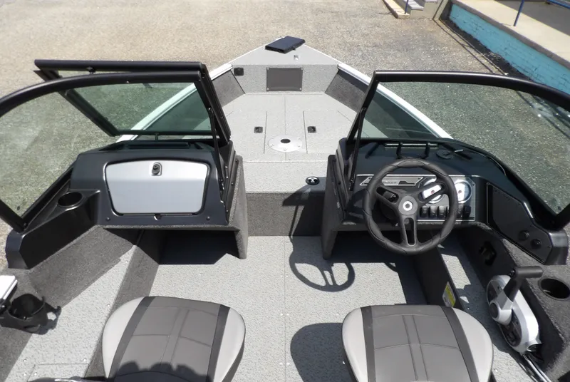 Slide: The Image of Lund 1650 Angler Sport 2024 - 18