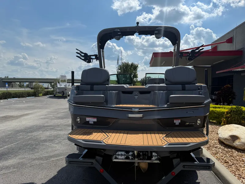 Slide: The Image of MasterCraft XT20 2026 - 6