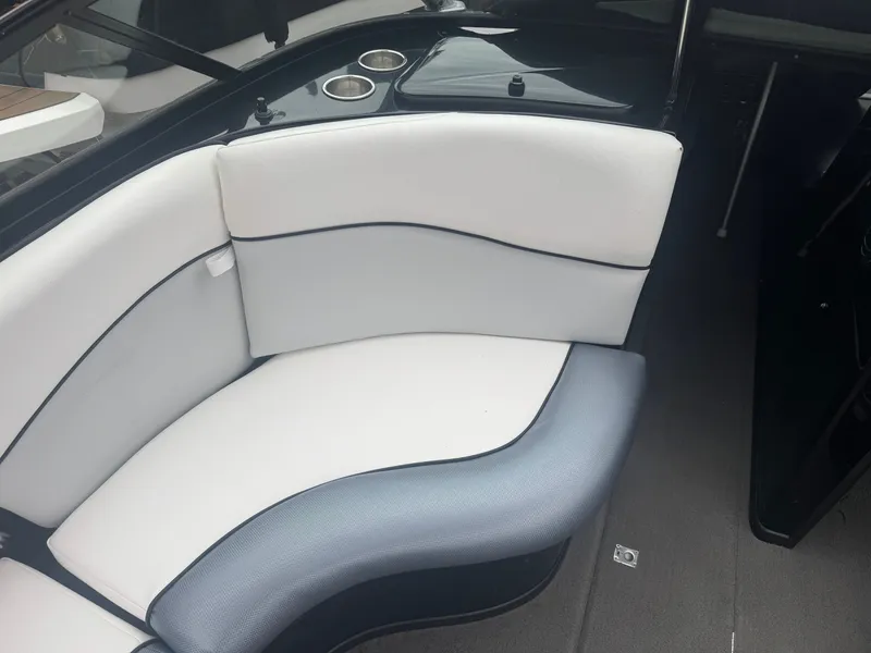 Slide: The Image of Moomba Mobius LSV 2011 - 16