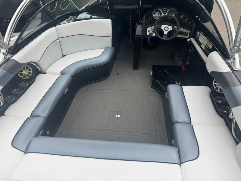 Slide: The Image of Moomba Mobius LSV 2011 - 6