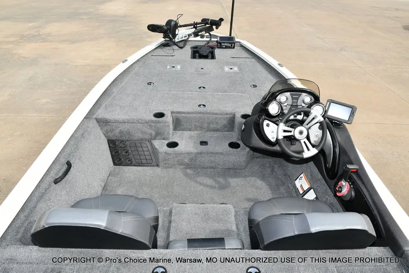 Slide: The Image of Tracker Pro Team 195 Tournament Edition 2021 - 40