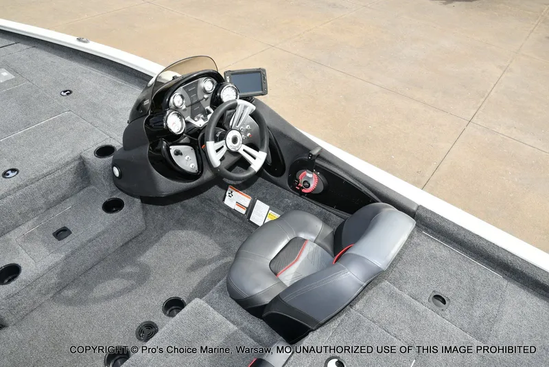 Slide: The Image of Tracker Pro Team 195 Tournament Edition 2021 - 41