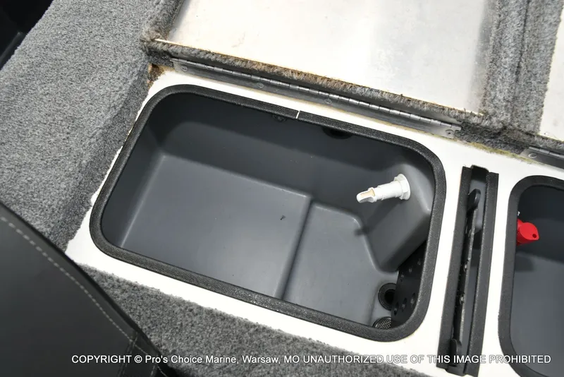 Slide: The Image of Tracker Pro Team 195 Tournament Edition 2021 - 65