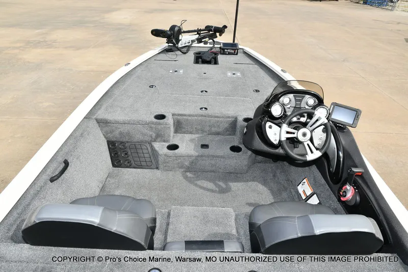 Slide: The Image of Tracker Pro Team 195 Tournament Edition 2021 - 7