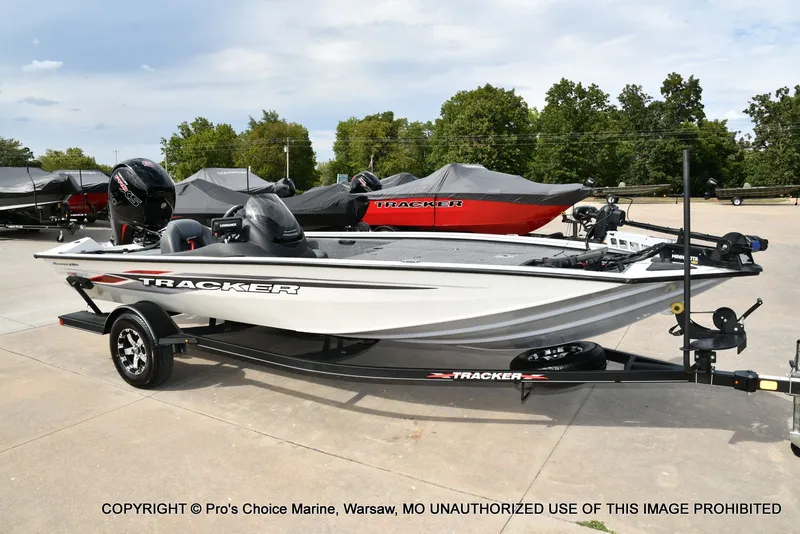 Slide: The Image of Tracker Pro Team 195 Tournament Edition 2021 - 79