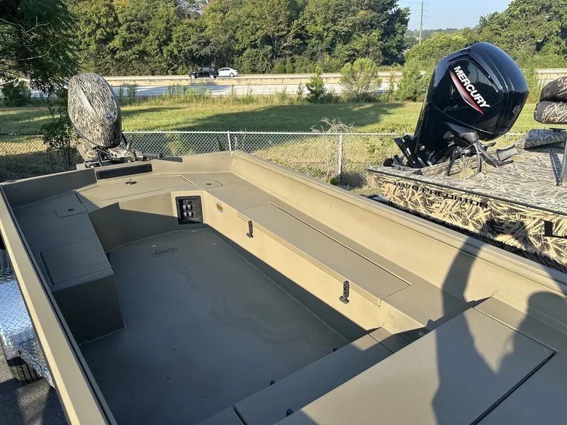 Slide: The Image of Thor Timber Hammer 1754-YAMAHA 60 2026 - 4