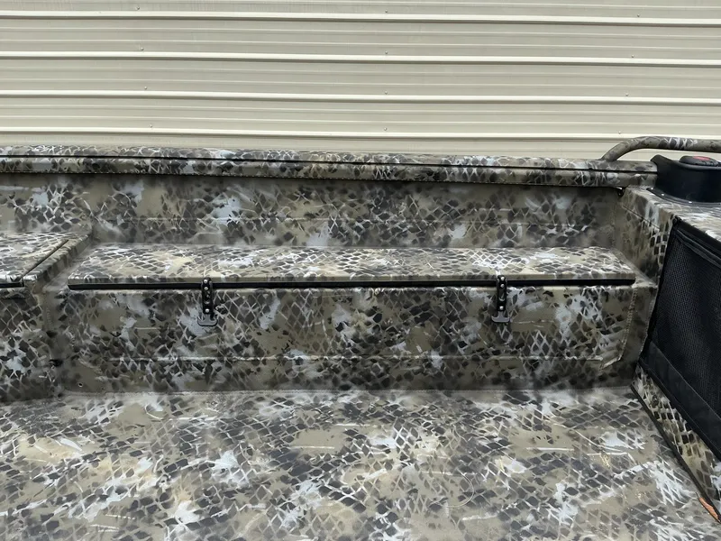 Slide: The Image of Excel Viper F4 1751-LOADED 2026 - 7