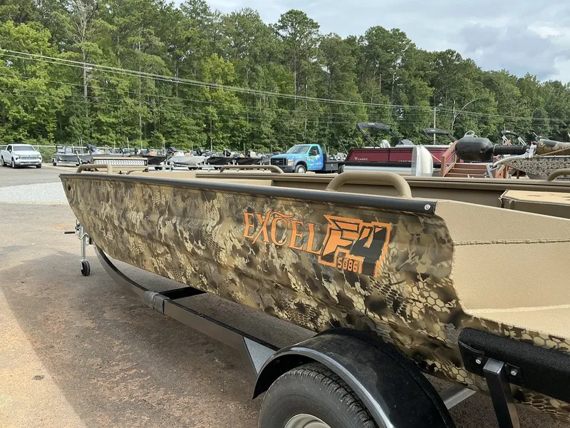 Slide: The Image of Excel 1864 Shallow Water F4 Pro 2026 - 12