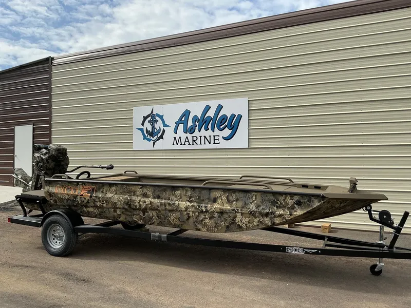 Slide: The Image of Excel 1864 Shallow Water F4 Pro 2026 - 2