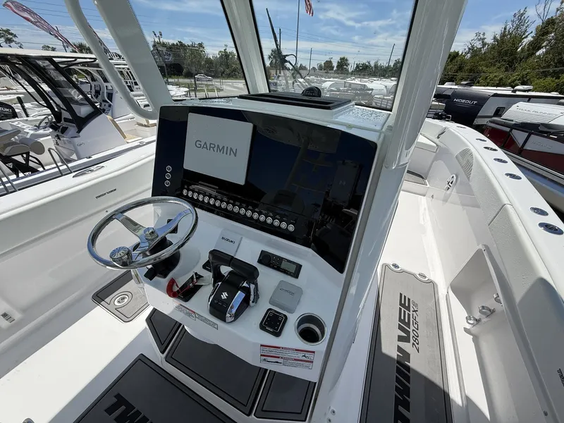 Slide: The Image of Twin Vee GFX2 280 GFX2 2026 - 7