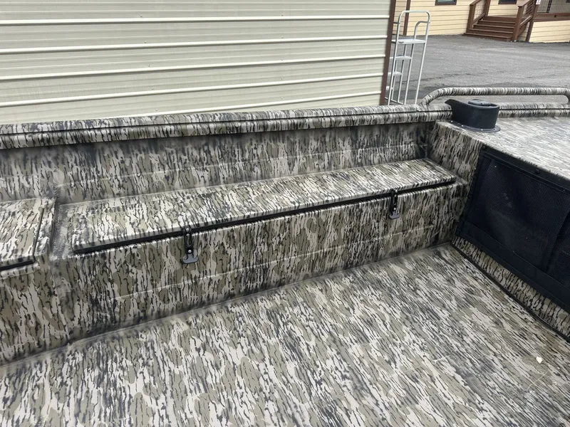 Slide: The Image of Excel Viper F4 1751 2026 - 5