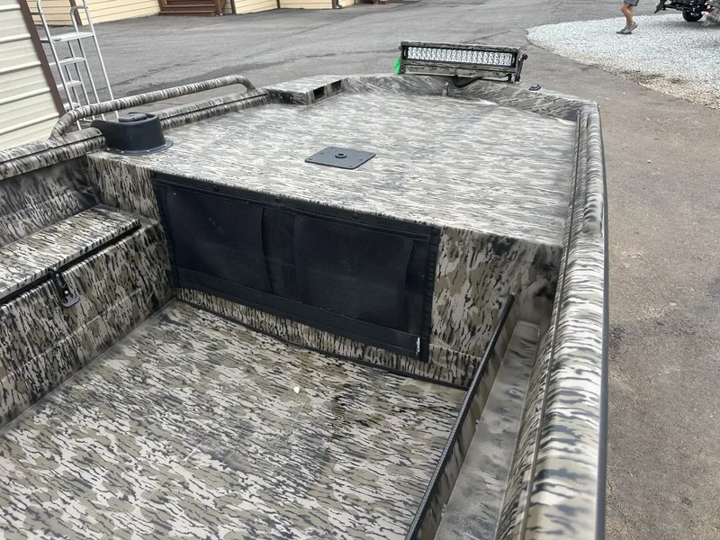 Slide: The Image of Excel Viper F4 1751 2026 - 6