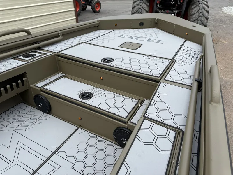 Slide: The Image of Excel 1754 Shallow Water F4 2026 - 17