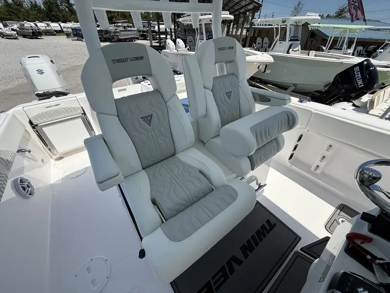 Slide: The Image of Twin Vee GFX2 280 GFX2 2026 - 13