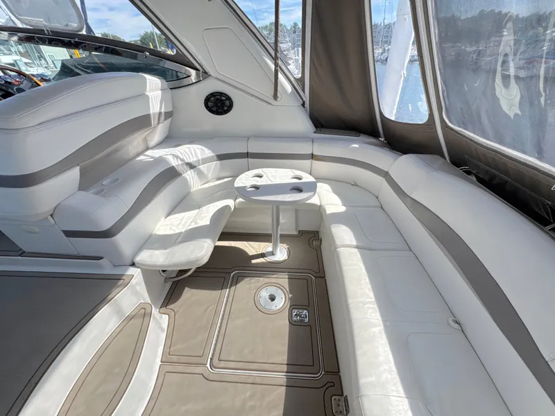 Slide: The Image of Formula 37 Performance Cruiser 2002 - 11