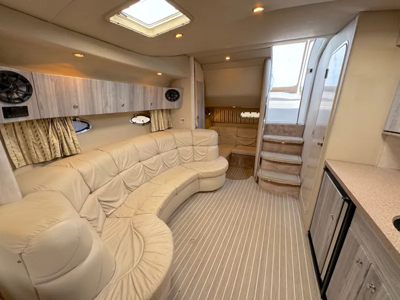 Slide: The Image of Formula 37 Performance Cruiser 2002 - 19