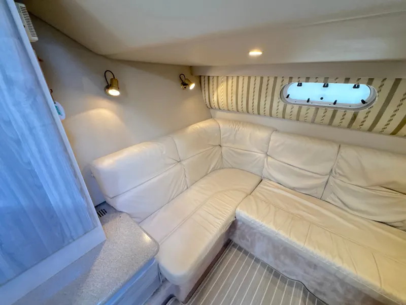 Slide: The Image of Formula 37 Performance Cruiser 2002 - 24