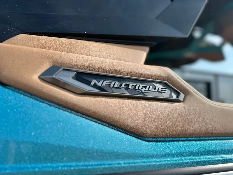 Slide: The Image of Nautique Super Air Nautique G25 Paragon 2026 - 12