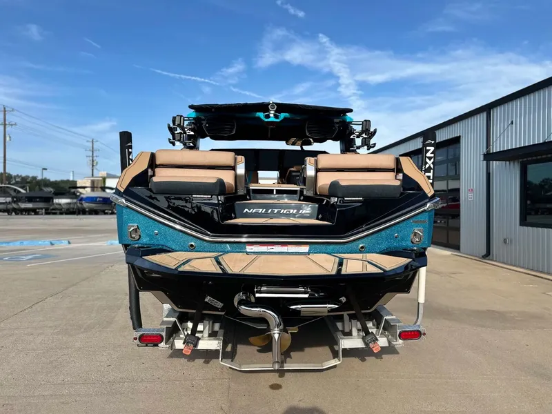 Slide: The Image of Nautique Super Air Nautique G25 Paragon 2026 - 5