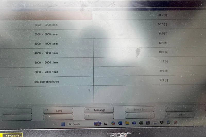 Slide: The Image of Display showing engine operating hours for Parker 1801 Center Console, 2006 model. - 7