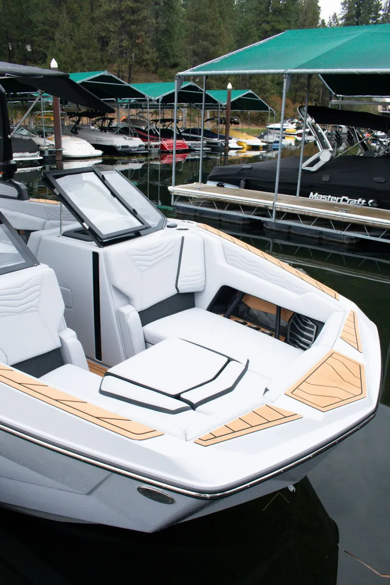 Slide: The Image of Nautique G23 2026 - 12