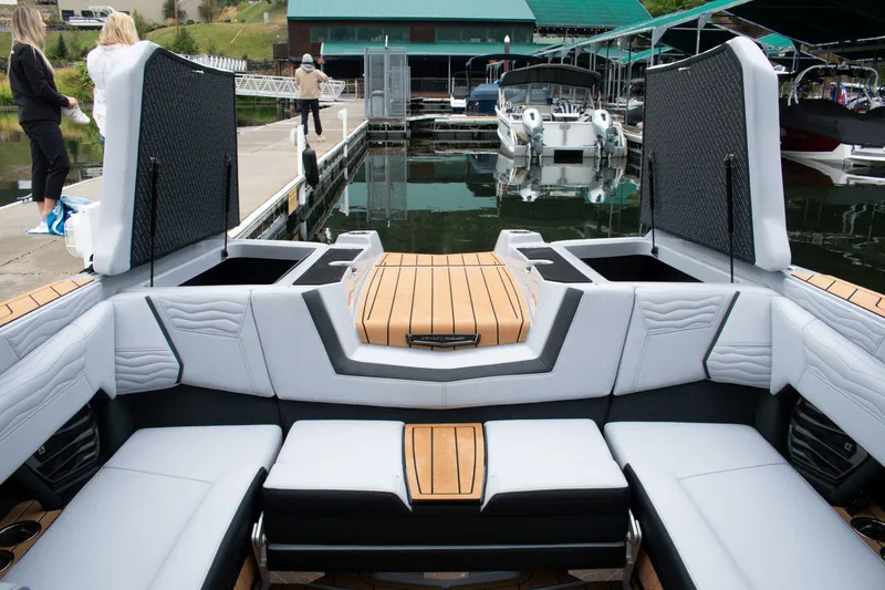 Slide: The Image of Nautique G23 2026 - 4