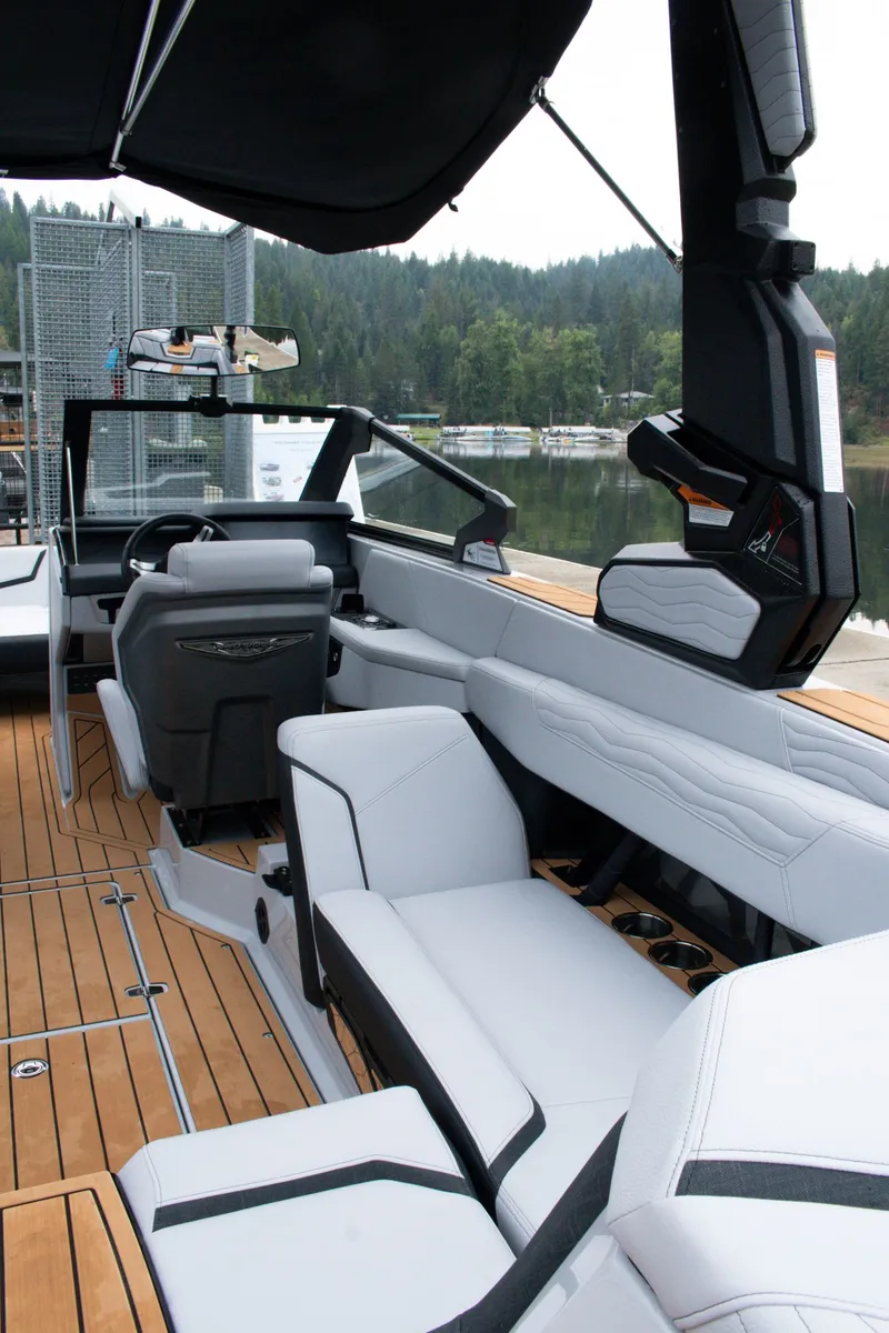 Slide: The Image of Nautique G23 2026 - 9