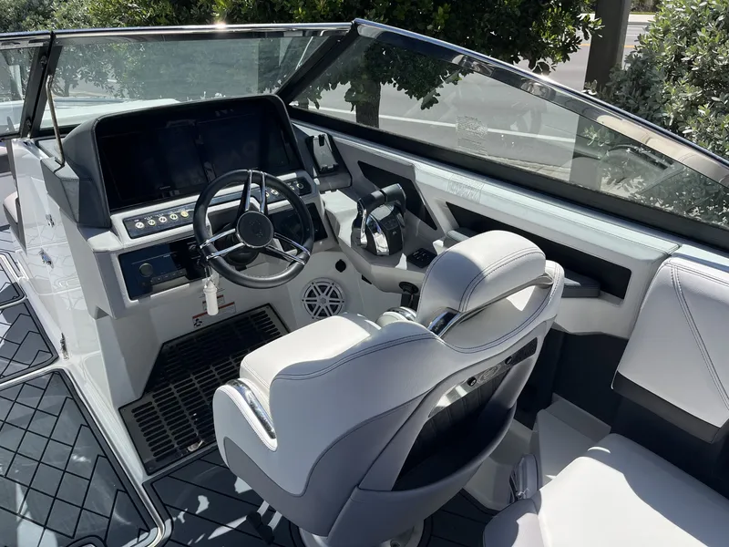 Slide: The Image of Cobalt R8 2022 - 13