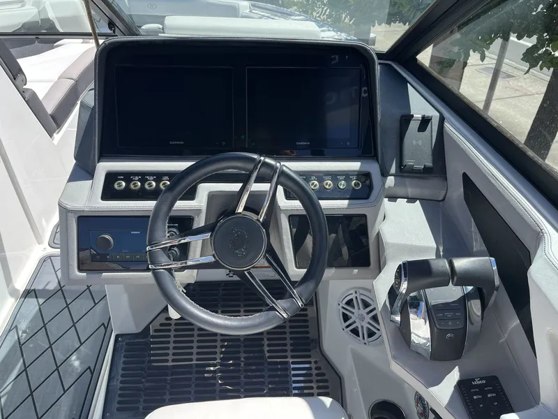 Slide: The Image of Cobalt R8 2022 - 14