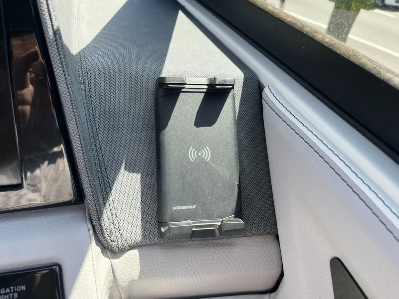 Slide: The Image of Cobalt R8 2022 - 28