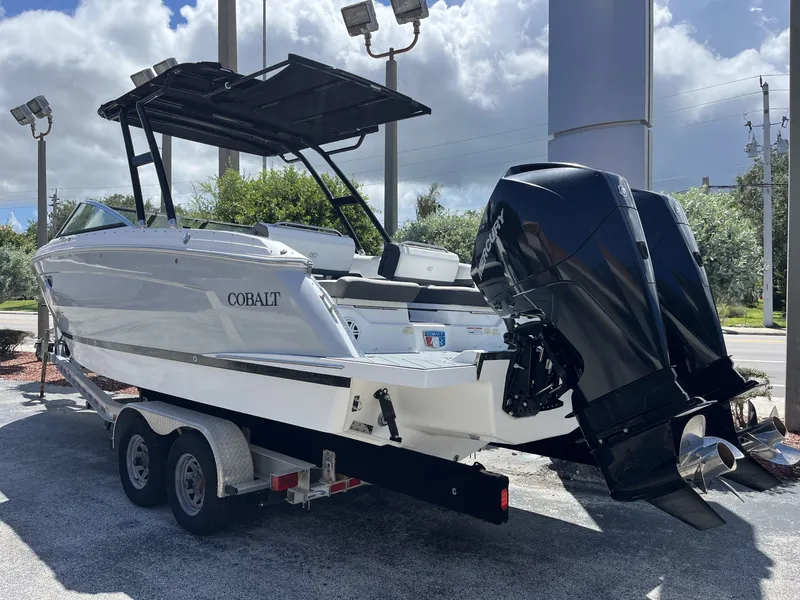 Slide: The Image of Cobalt R8 2022 - 4