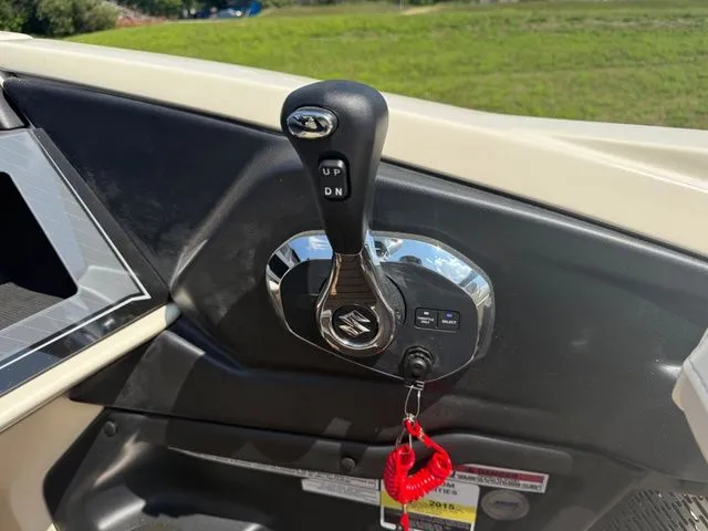 Slide: The Image of Tahoe 2385 QUAD LOUNGER SHIFT 2026 - 23