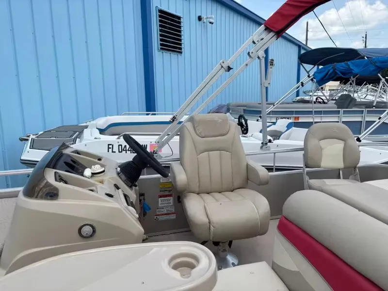 Slide: The Image of Bennington 22 SX 2014 - 4