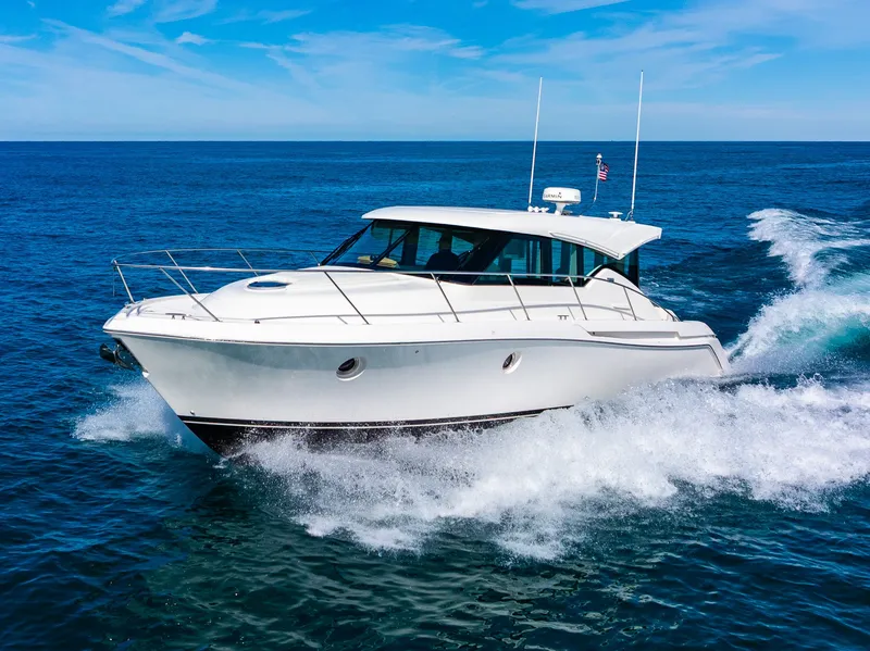 The Image of Tiara C39 Coupe 2022 - 0