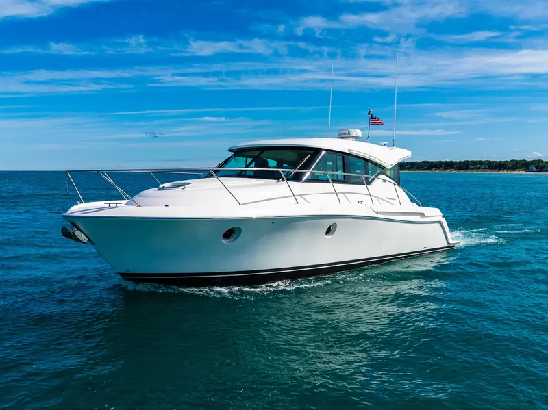 Slide: The Image of Tiara C39 Coupe 2022 - 8