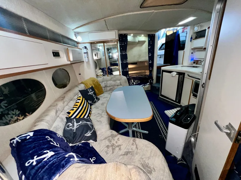 Slide: The Image of Sea Ray Sundancer 370 1993 - 13