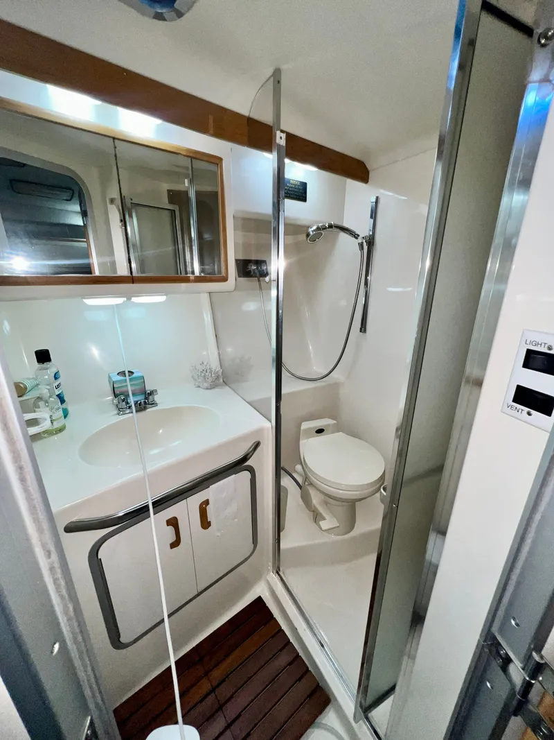 Slide: The Image of Sea Ray Sundancer 370 1993 - 14