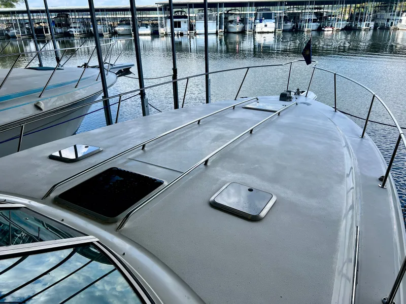 Slide: The Image of Sea Ray Sundancer 370 1993 - 24