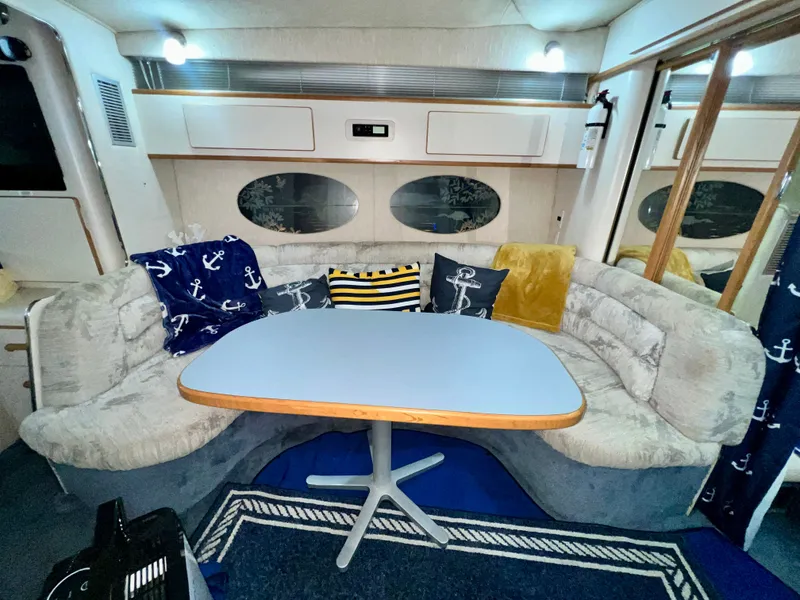 Slide: The Image of Sea Ray Sundancer 370 1993 - 8