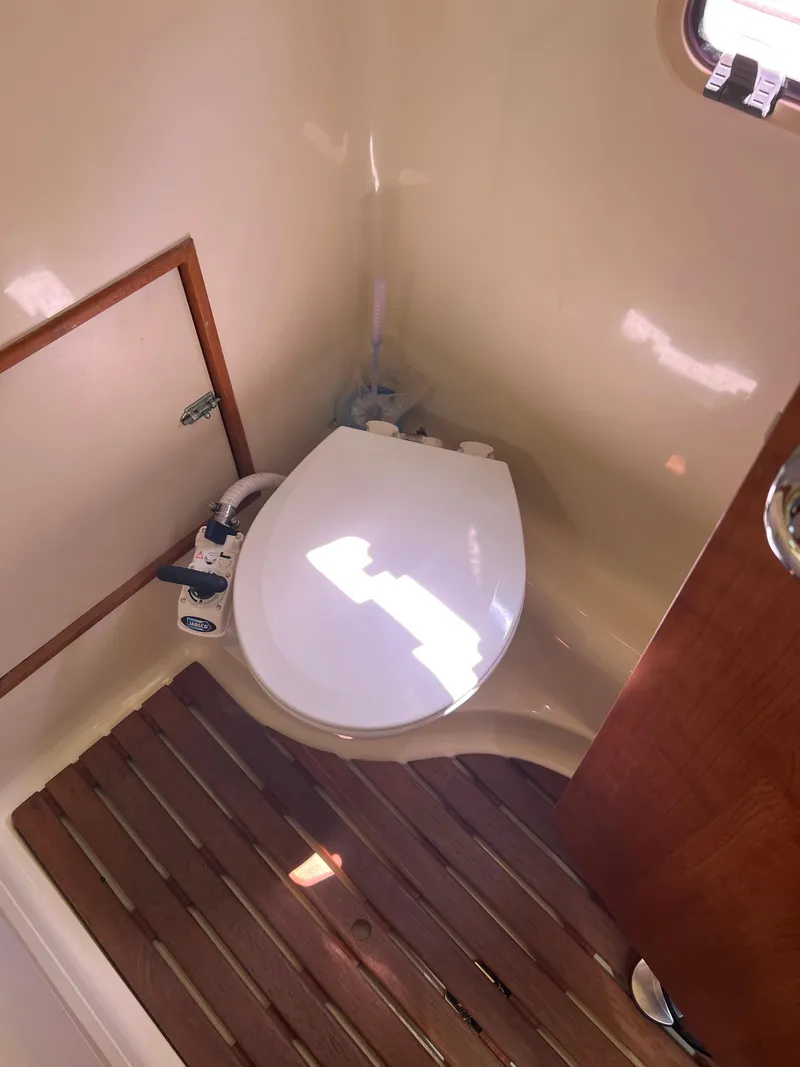 Slide: The Image of Marine head - 27